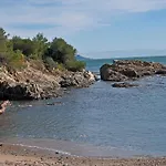 Hotel Les Calanques 3*
