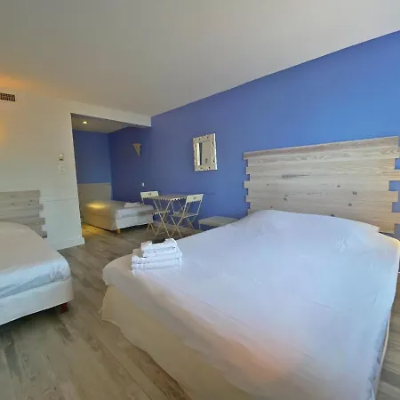 ホテル Les Calanques