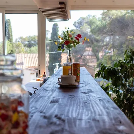 ホテル Les Calanques