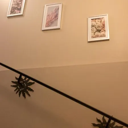 Les Calanques レ・ズィサンブル