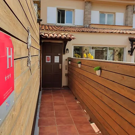 Les Calanques レ・ズィサンブル