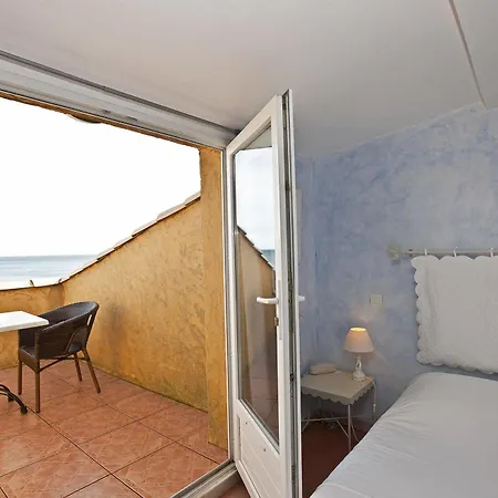 Les Calanques Hotell